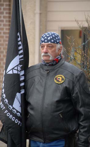 3693